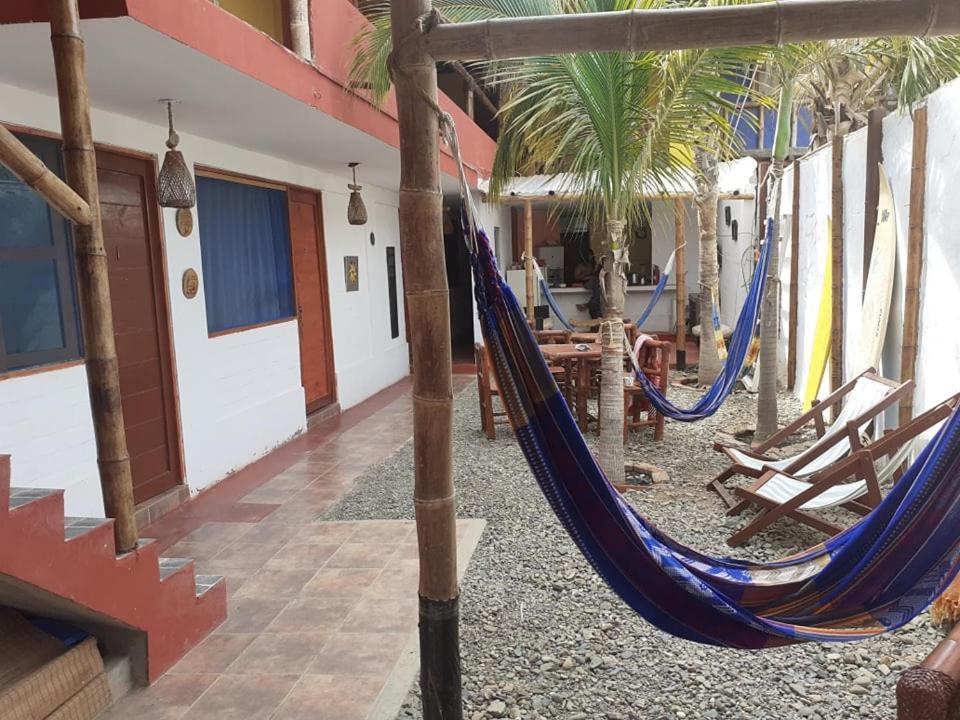 Casa Mancora Guesthouse Exterior photo